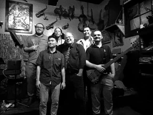 The Sixth Edition live